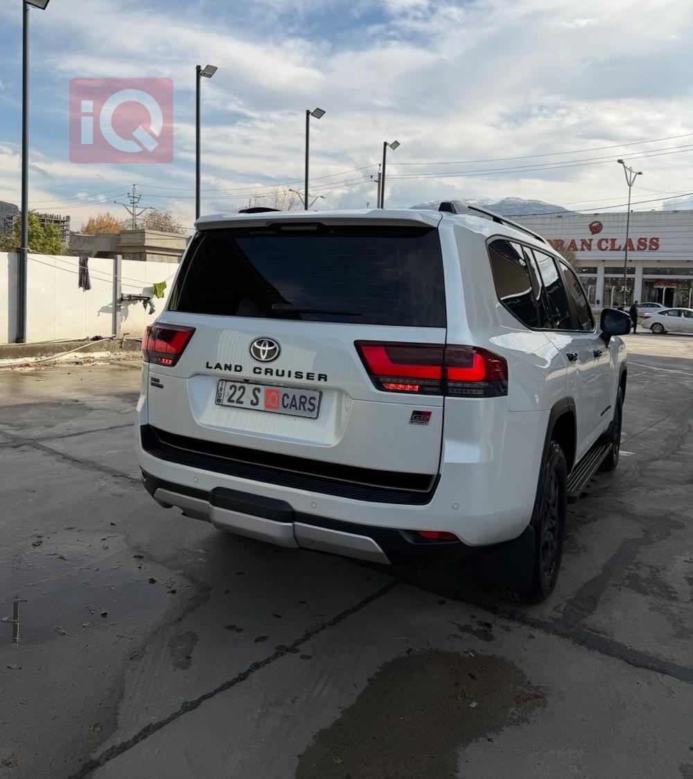 تويوتا لاندكروزر